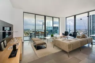 88 SW 7th St, Miami, FL 33130 - Photo 1