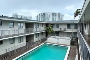 7925 West Dr, North Bay Village, FL 33141 - Photo 14