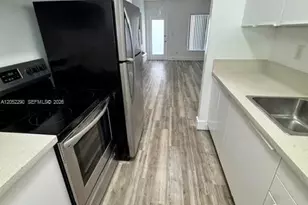 7925 West Dr, North Bay Village, FL 33141 - Photo 6