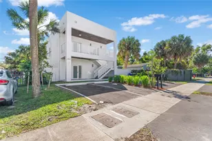 1820 SW 9th St, Fort Lauderdale, FL 33312 - Photo 16