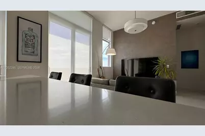 7875 NW 107th Ave #812, Doral, FL 33178 - Photo 6