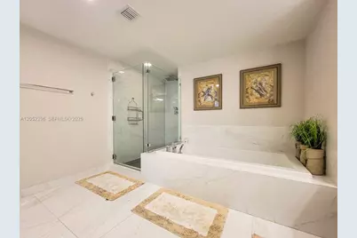 400 Sunny Isles Blvd #1604, Sunny Isles Beach, FL 33160 - Photo 16