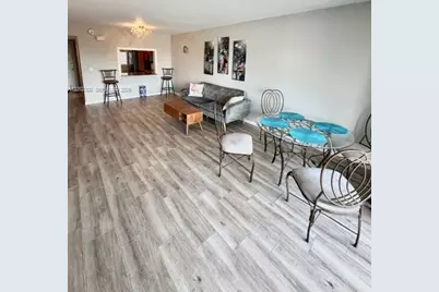 215 SE 3rd Ave #306C, Hallandale Beach, FL 33009 - Photo 4