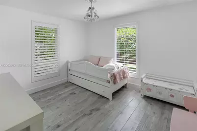 583 W 49th St, Miami Beach, FL 33140 - Photo 12