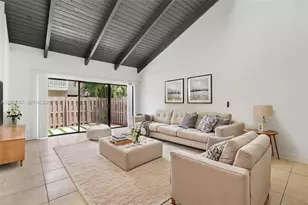 2112 SW 81st Way, Davie, FL 33324 - Photo 18