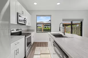 25545 SW 109th Ave, Homestead, FL 33032 - Photo 12