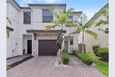 25545 SW 109th Ave, Homestead, FL 33032 - Photo 1