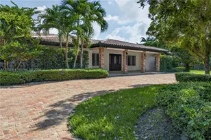 10425 SW 62nd St, Miami, FL 33173 - Photo 2