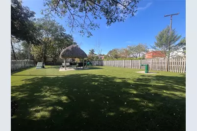 6330 SW 79th St #7, South Miami, FL 33143 - Photo 14