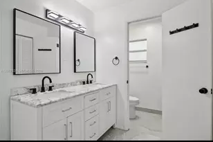 3311 Mallard Close, Pompano Beach, FL 33064 - Photo 10