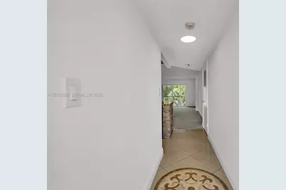 1100 NW 87th Ave #307, Coral Springs, FL 33071 - Photo 6
