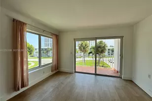 1631 NE 114th St, Miami, FL 33181 - Photo 8