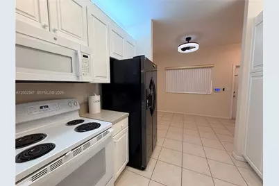 7735 Yardley Dr #101, Tamarac, FL 33321 - Photo 8