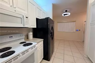 7735 Yardley Dr, Tamarac, FL 33321 - Photo 8