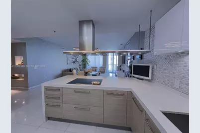 17111 Biscayne Blvd #1705, North Miami Beach, FL 33160 - Photo 14