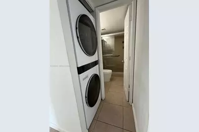 600 NE 36th St #714, Miami, FL 33137 - Photo 8