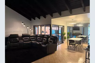 1470 Flamingo Ct, Pembroke Pines, FL 33026 - Photo 10