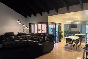 1470 Flamingo Ct, Pembroke Pines, FL 33026 - Photo 10