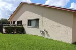 7480 NW 37th Ct, Lauderhill, FL 33319 - Photo 4