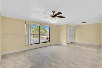 7480 NW 37th Ct, Lauderhill, FL 33319 - Photo 14