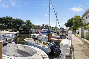 2561 NE 15th St, Pompano Beach, FL 33062 - Photo 2