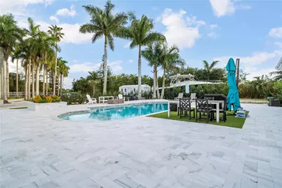 35220 SW 213th Ave, Homestead, FL 33034 - Photo 18