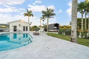 35220 SW 213th Ave, Homestead, FL 33034 - Photo 12