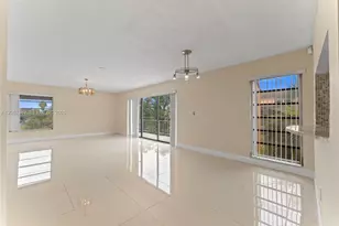 430 Commodore Dr, Plantation, FL 33325 - Photo 8