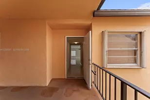430 Commodore Dr, Plantation, FL 33325 - Photo 4