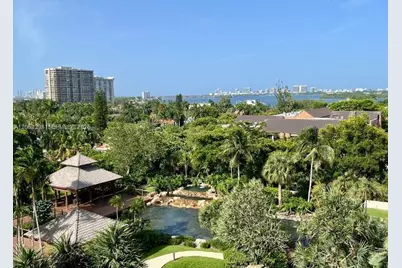 1000 Quayside Ter #805, Miami, FL 33138 - Photo 10