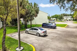 785 Crystal Lake Dr, Deerfield Beach, FL 33064 - Photo 30