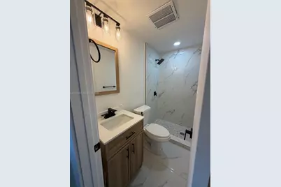 1933 Washington St #1935 B, Hollywood, FL 33020 - Photo 4