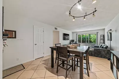 1400 Tallwood Ave #107, Hollywood, FL 33021 - Photo 4
