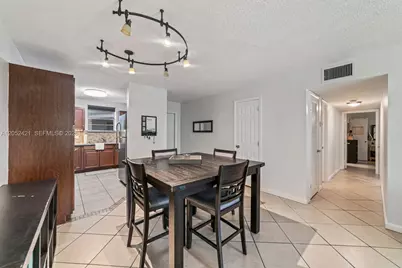 1400 Tallwood Ave #107, Hollywood, FL 33021 - Photo 10