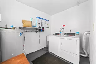 1400 Tallwood Ave, Hollywood, FL 33021 - Photo 24