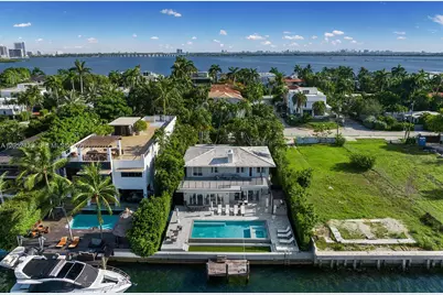 1300 S Venetian Way, Miami, FL 33139 - Photo 10