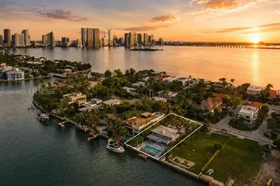 1300 S Venetian Way, Miami, FL 33139 - Photo 2