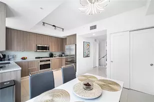 31 N Shore Dr, Miami Beach, FL 33141 - Photo 12
