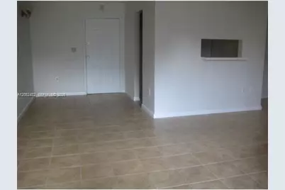 9477 SW 76th St #O4, Miami, FL 33173 - Photo 4