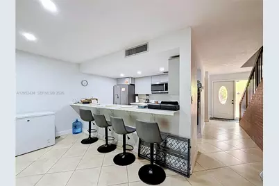 1110 W Fairway Rd, Pembroke Pines, FL 33026 - Photo 26