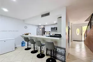 1110 W Fairway Rd, Pembroke Pines, FL 33026 - Photo 26