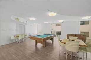 8888 Collins Ave, Surfside, FL 33154 - Photo 28