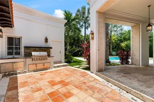 6201 Chapman Field Dr, Pinecrest, FL 33156 - Photo 48