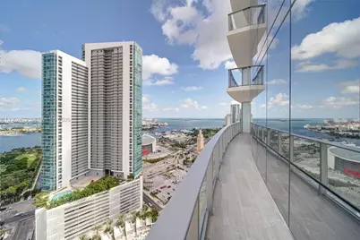 851 NE 1st Avenue #3003, Miami, FL 33132 - Photo 1