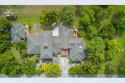 5400 Palm Tree Rd, Plantation, FL 33317 - Photo 2