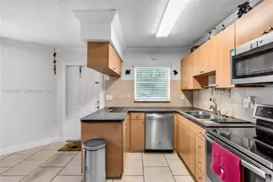 5829 Taylor St, Hollywood, FL 33021 - Photo 18