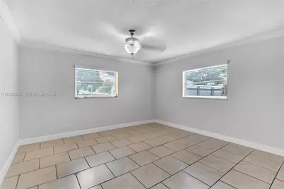 5829 Taylor St, Hollywood, FL 33021 - Photo 12