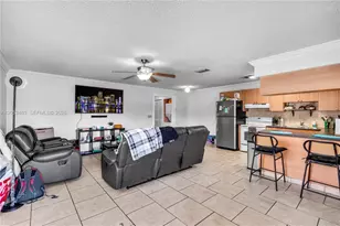 5829 Taylor St, Hollywood, FL 33021 - Photo 6