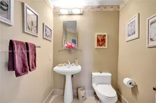 21150 Point Pl, Aventura, FL 33180 - Photo 22