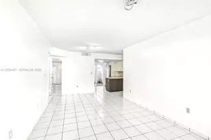 2228 W 74th St, Hialeah, FL 33016 - Photo 10